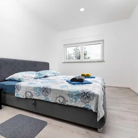 Vakantiehuis House Veroniq With Pool And Jacuzzi *